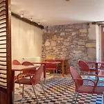 Hotel Konbenio 2*