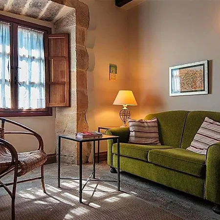 Konbenio Hotell 2*
