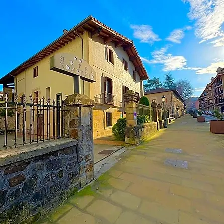 Hotell Konbenio 2*